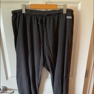 VS PINK GREY SWEATPANTS (2/2)